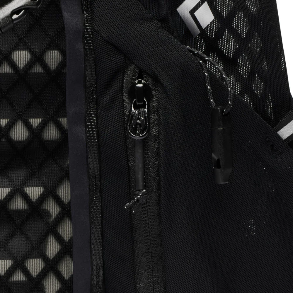 Distance 15 Backpack - Women's - Image 21